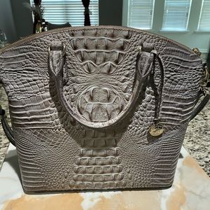 LARGE BRAHMIN DUXBURY- HARBOR MELBOURNE